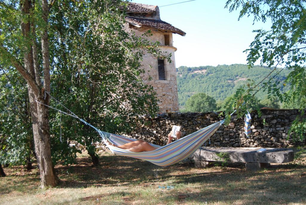 Bed and Breakfast Mas De Garrigue Calvignac Экстерьер фото