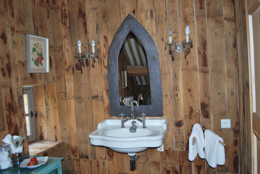 Bed and Breakfast Mas De Garrigue Calvignac Номер фото