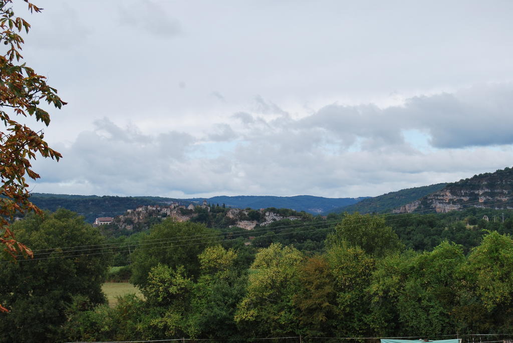 Bed and Breakfast Mas De Garrigue Calvignac Экстерьер фото